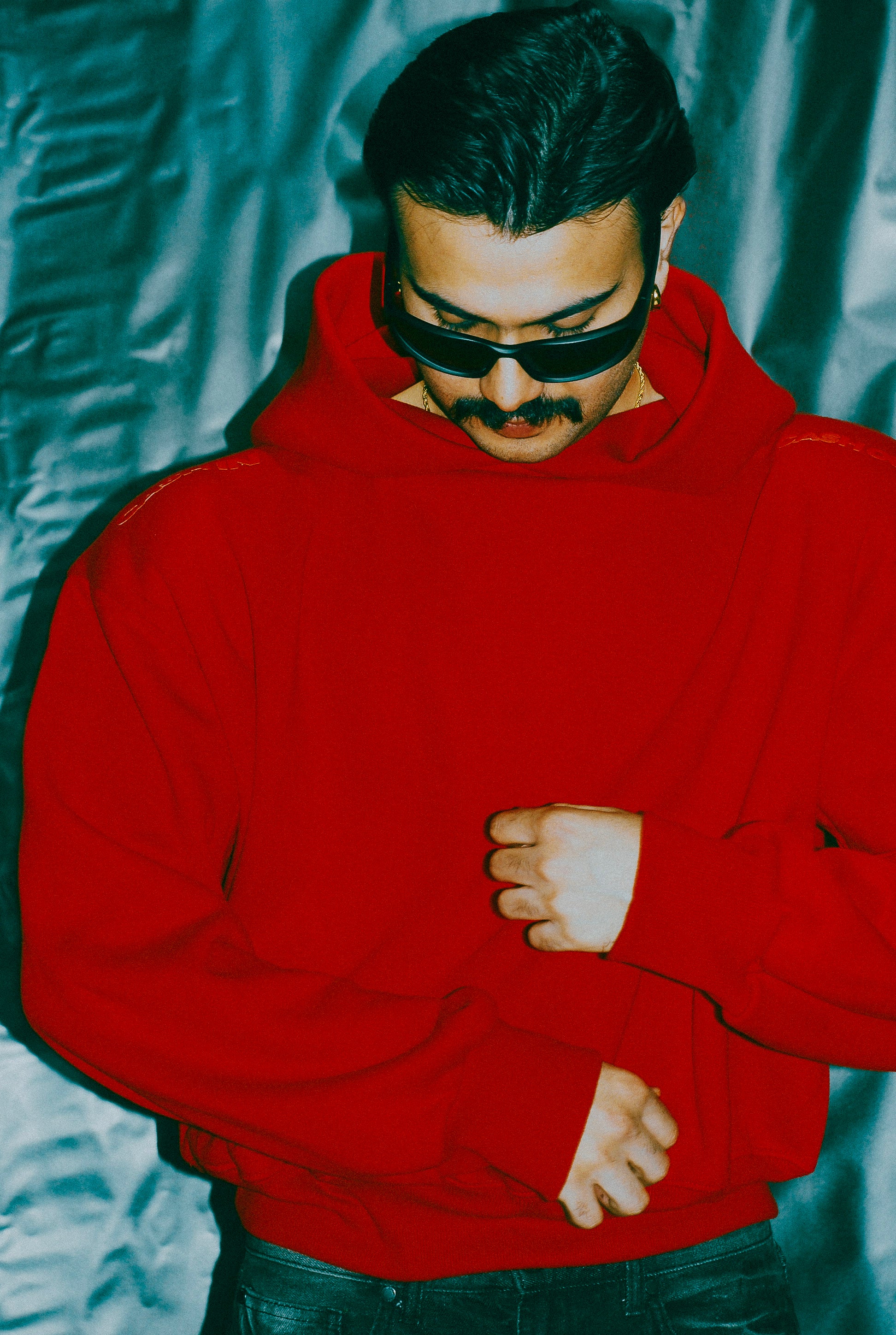 STRUCTURE-02 HOODIE / RED